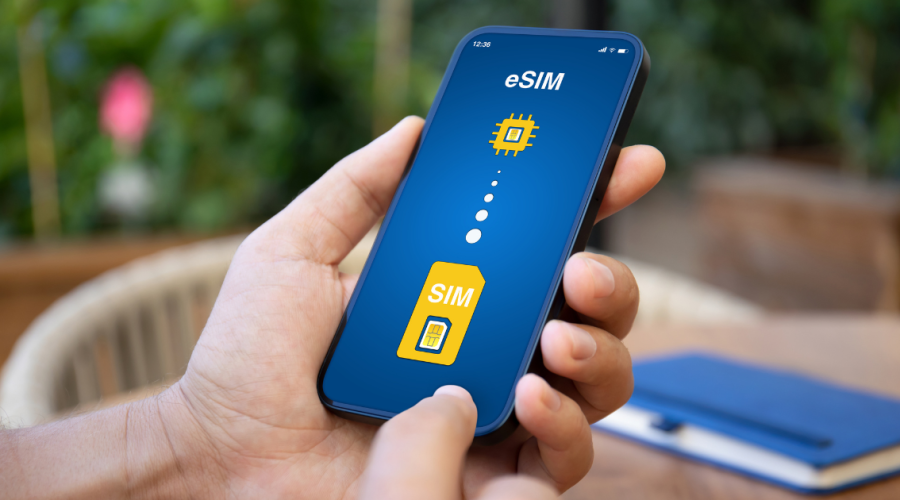 eSIMの基本から機種変更時の具体的な移行方法、失敗しないためのポイントまで初心者にもわかりやすく解説。